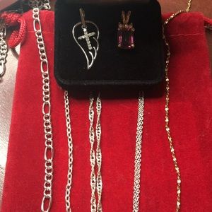 Two pendants with any chain